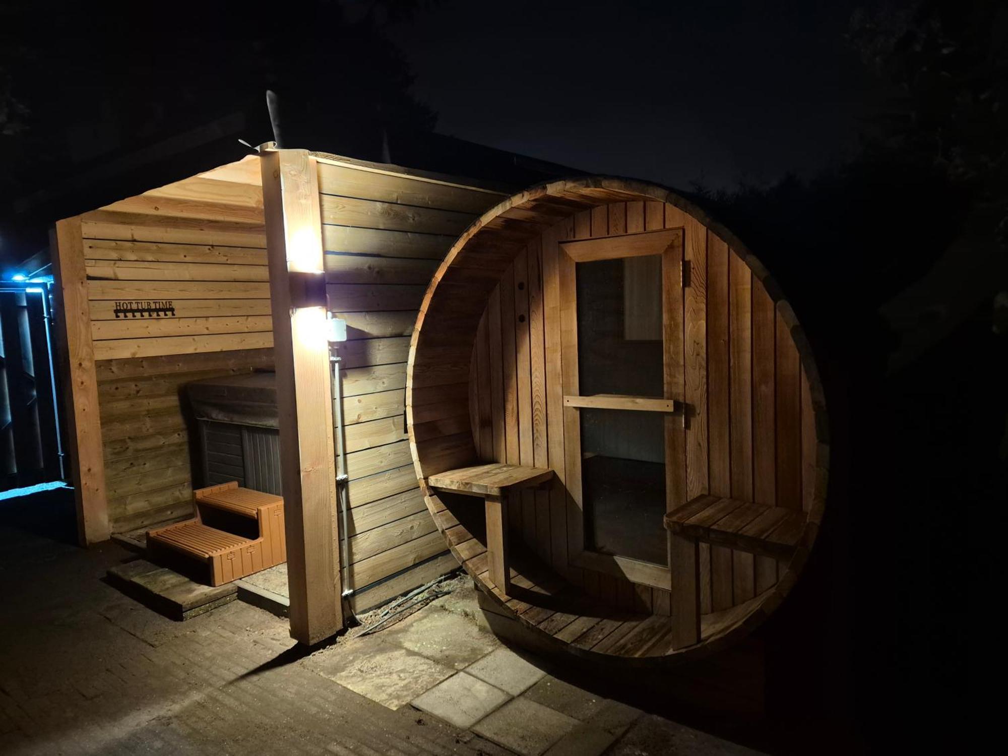 Luxe Boshuisje Met Prive Wellness & Jacuzzi Op De Veluwe 에르멜로 외부 사진